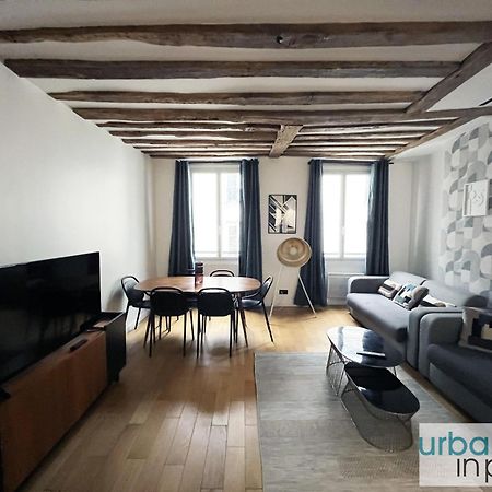 97 - Urban Colonnes De Buren Paris Dış mekan fotoğraf